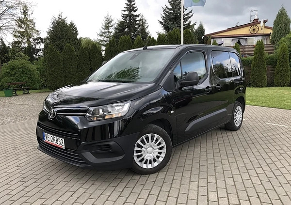 Toyota Proace City Verso cena 58900 przebieg: 167000, rok produkcji 2020 z Łódź małe 562